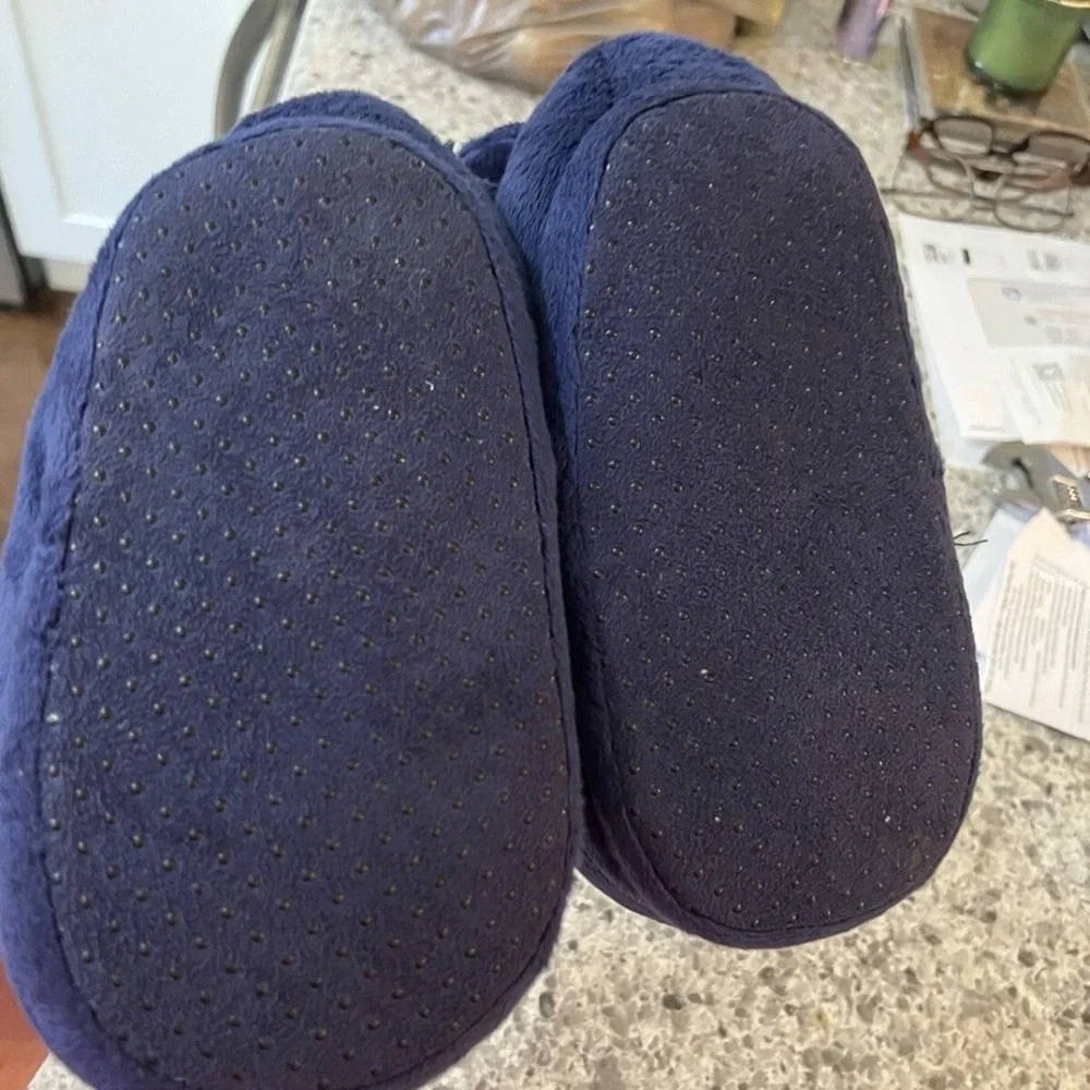 Vineyard Vines Navy Whale Plush Slippers for Kids